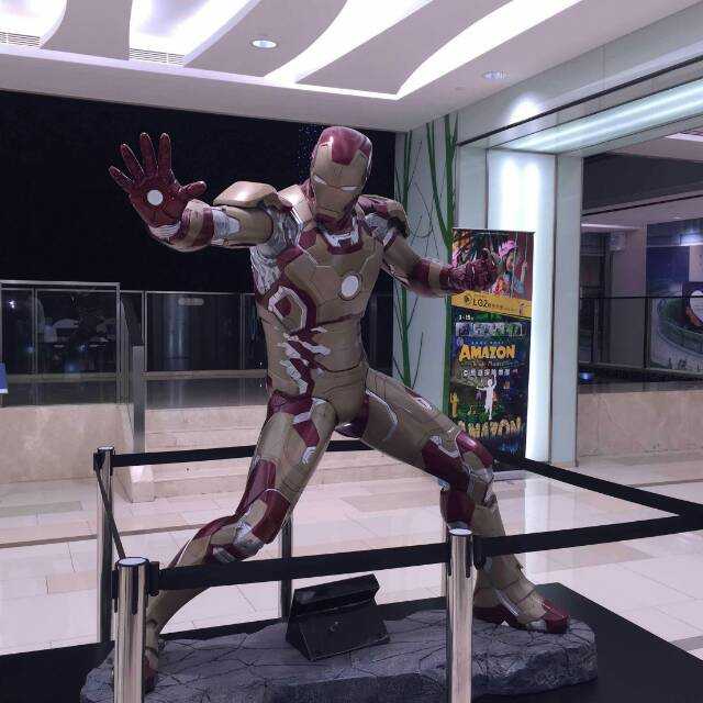 可定制仿真玻璃鋼雕塑之鋼鐵俠
